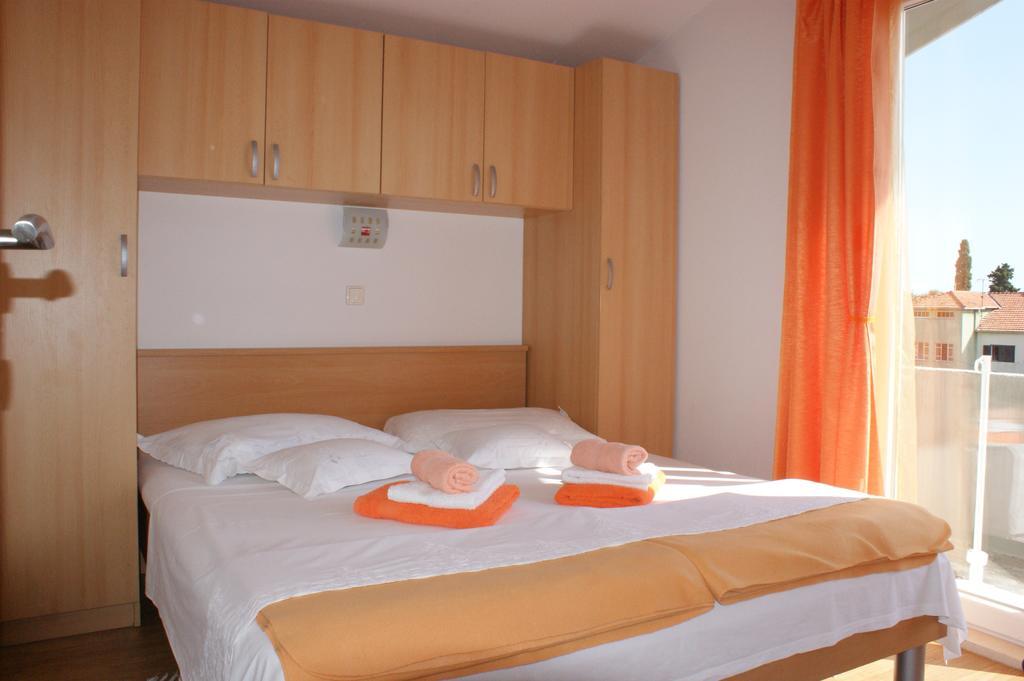 Apartments Rajcic Kaštela الغرفة الصورة
